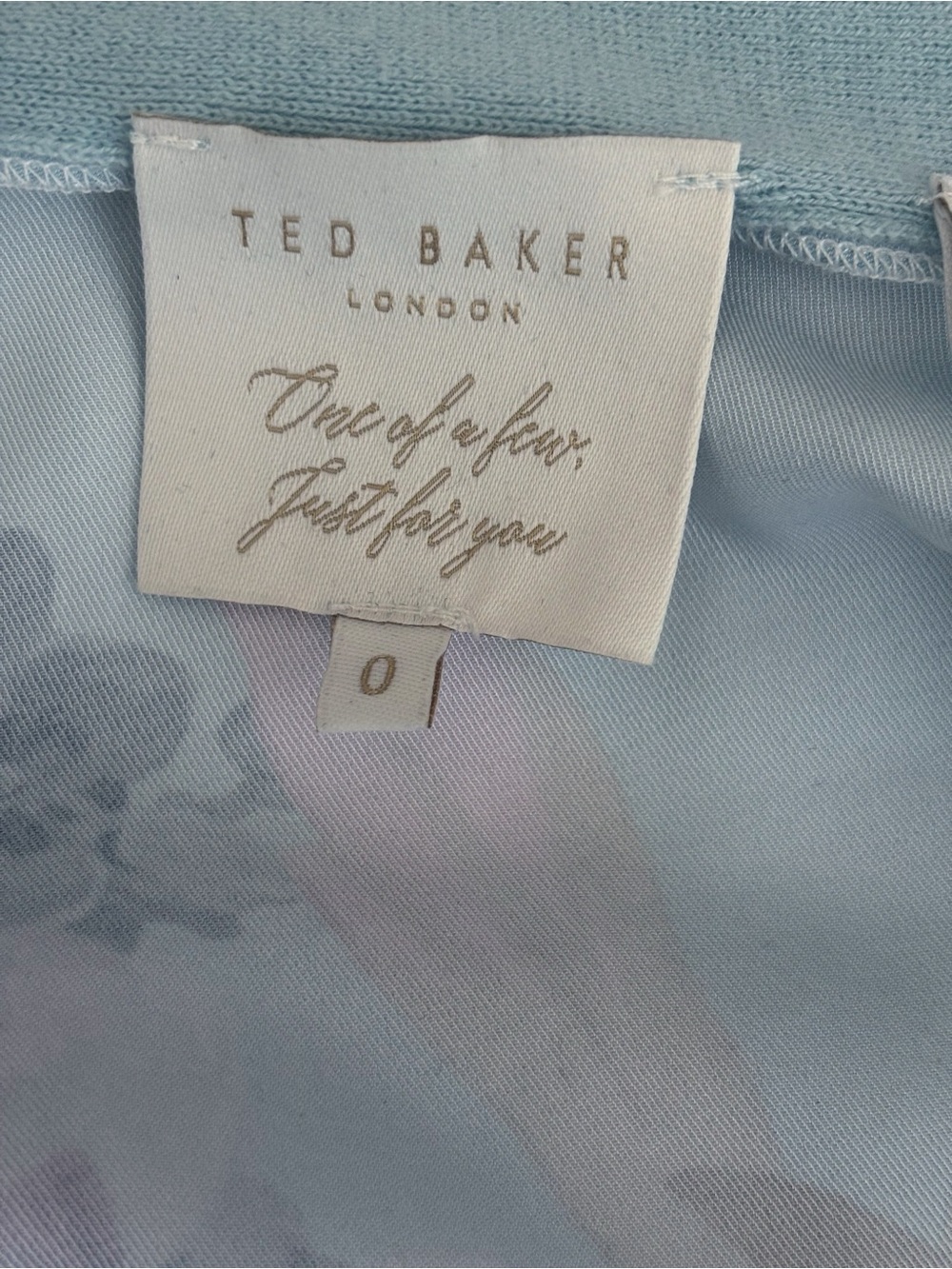 Ted Baker Blue Floral Print Silk Blend Cardigan Sweater Sz 0 XS - Picture 4 of 5